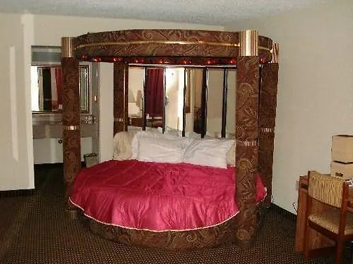 Vista Inn And Suites Nashville Airport East